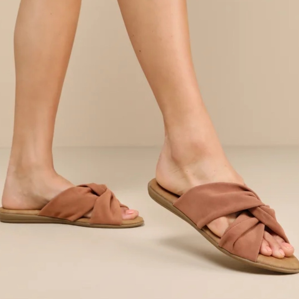 Lulu's Brown Knotted Slide Sandals - Picture 2 of 4